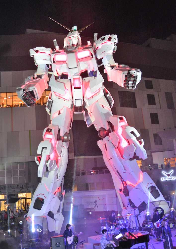 東京・お台場で展示されていた「機動戦士ガンダム」の実物大の立像