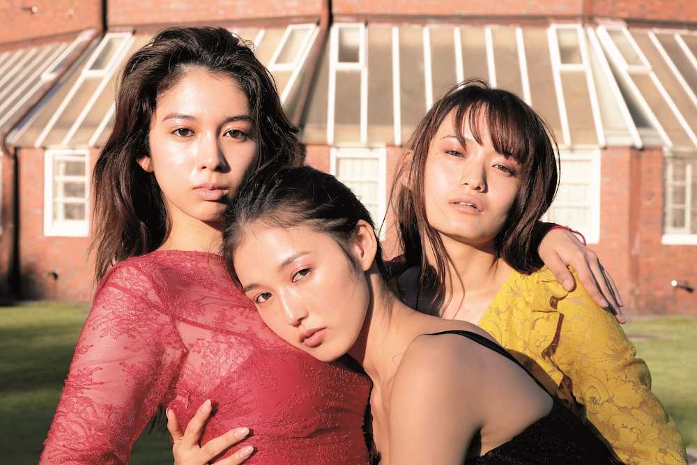 【画像・写真】結城モエ　大胆に…篠山紀信氏撮影の写真集で「殻を破ることができた」