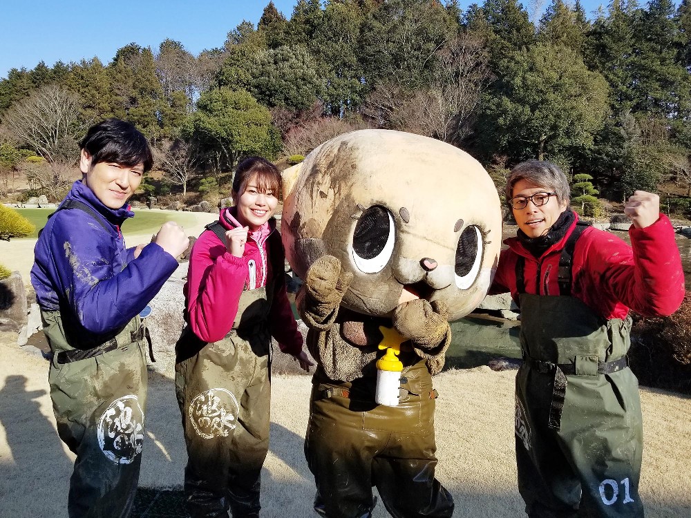 テレ東 池の水 ２月は番組史上最大級の巨大魚が出現 解任 で話題のゆるキャラも参戦 スポニチ Sponichi Annex 芸能