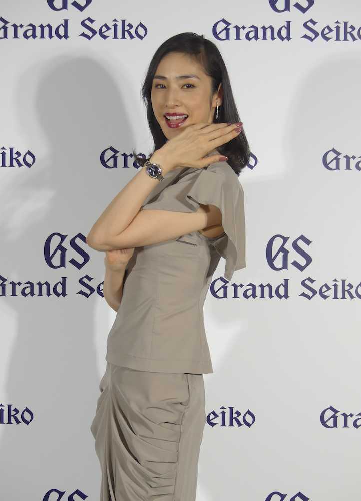 【画像・写真】天海祐希　吉永小百合も絶賛の美しさ「“とってもキレイね”と褒めて頂きました」