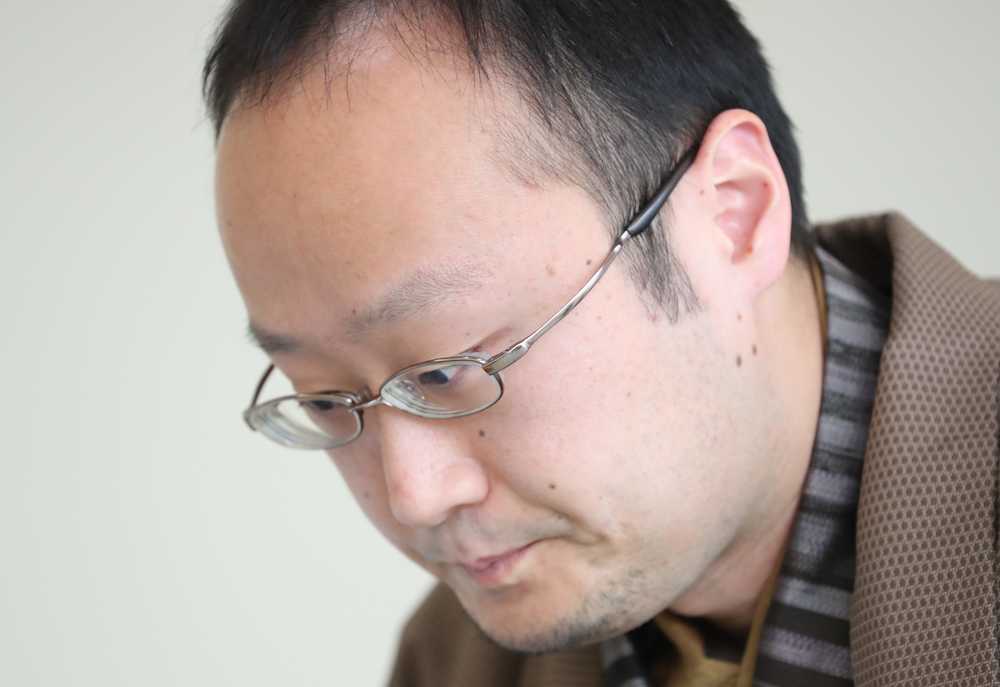 【画像・写真】渡辺棋王、４連勝で新王将に　５期ぶり３度目復位　全勝決着は14期ぶり