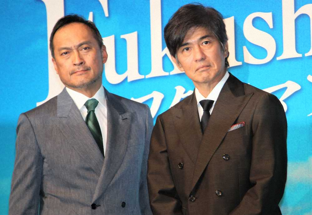 映画「Fukushima50（福島フィフティ）」クランクアップ記者会見に出席した渡辺謙（左）と佐藤浩市