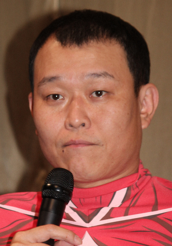 【画像・写真】不倫がバレて…千原せいじ 記事を妻の前で全文音読の“刑”