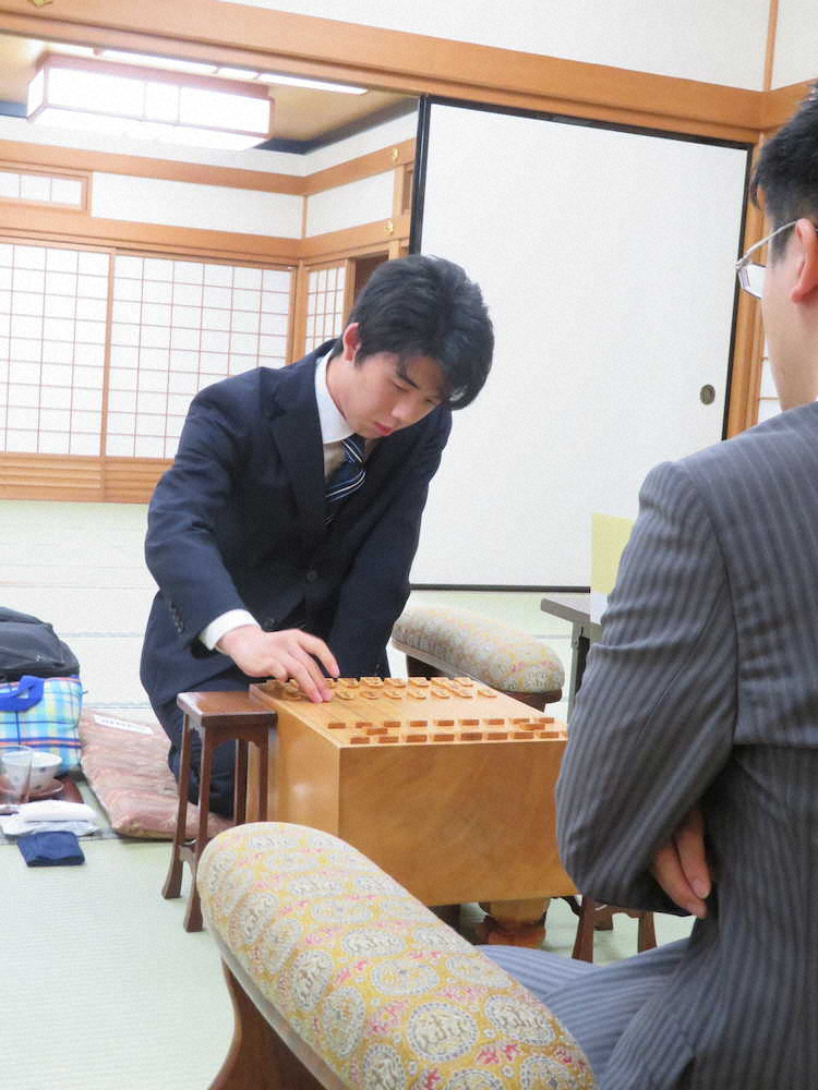 【画像・写真】藤井七段　苦手・菅井七段と激突　勝てば竜王戦決勝T進出
