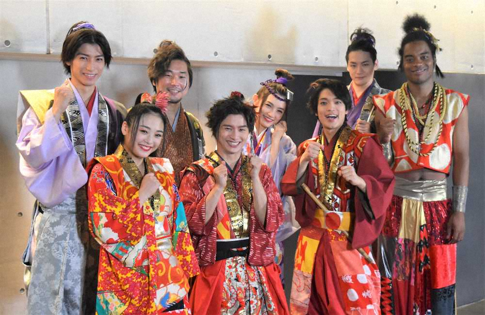 【画像・写真】山本亮太「令和に残る作品に」原嘉孝「5回以上泣かせたい」　W主演舞台「桃山ビート…」開幕