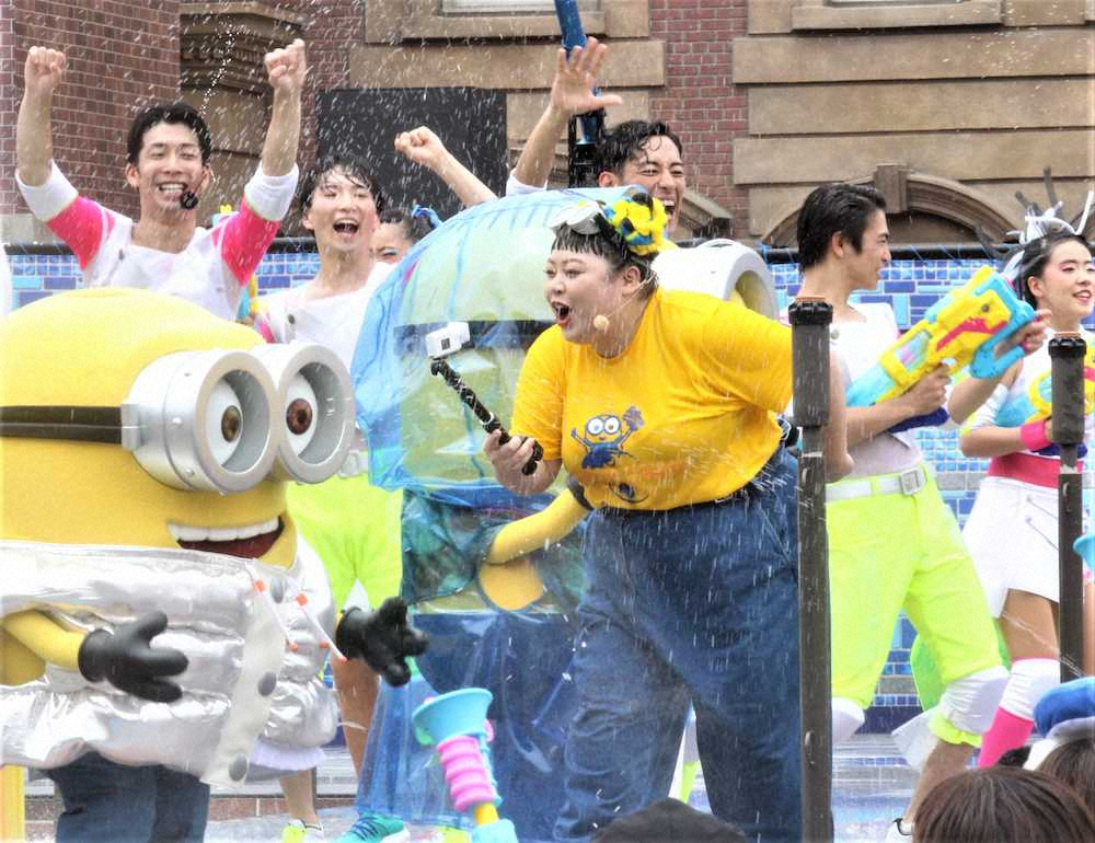 【画像・写真】渡辺直美　USJでオススメの“SNS映え”撮影法は「ビショ撮り」