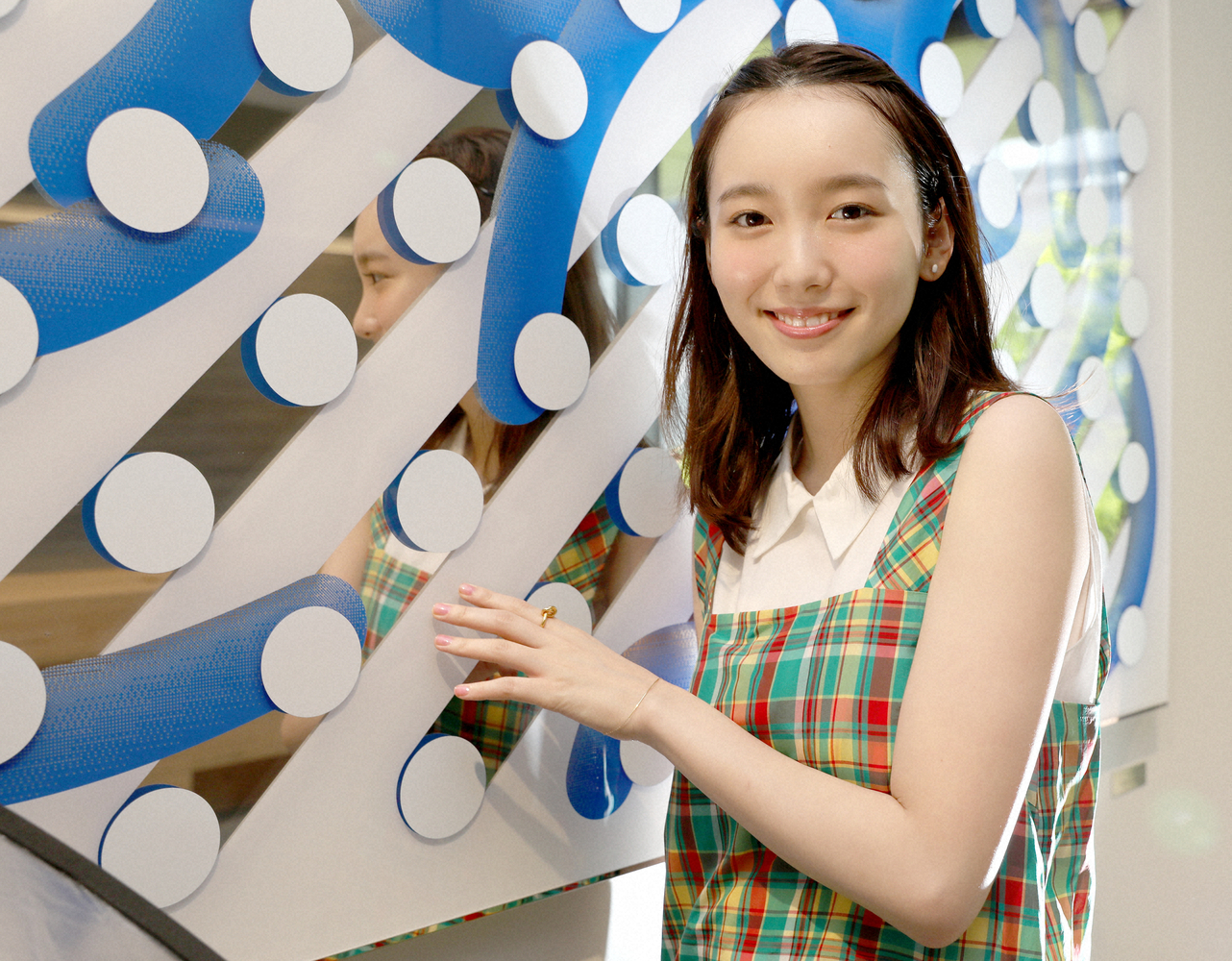 【画像・写真】テレビ朝日系のドラマで新人解剖医役に挑戦する飯豊まりえ（撮影・高橋　雄二）