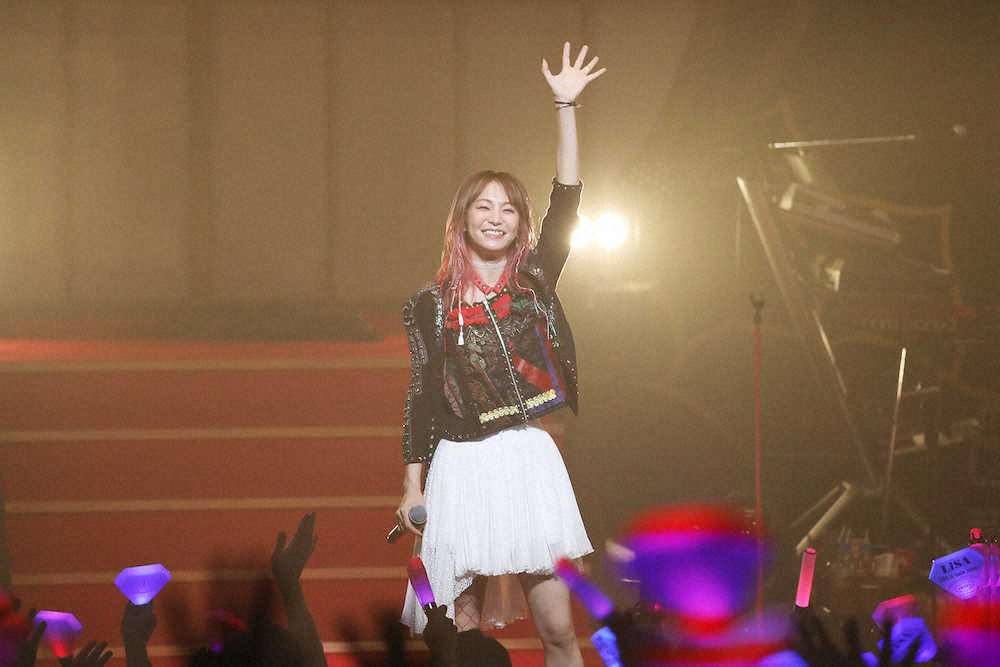 【画像・写真】LiSA　全国ツアー初日、20曲披露　ファン密集に興奮