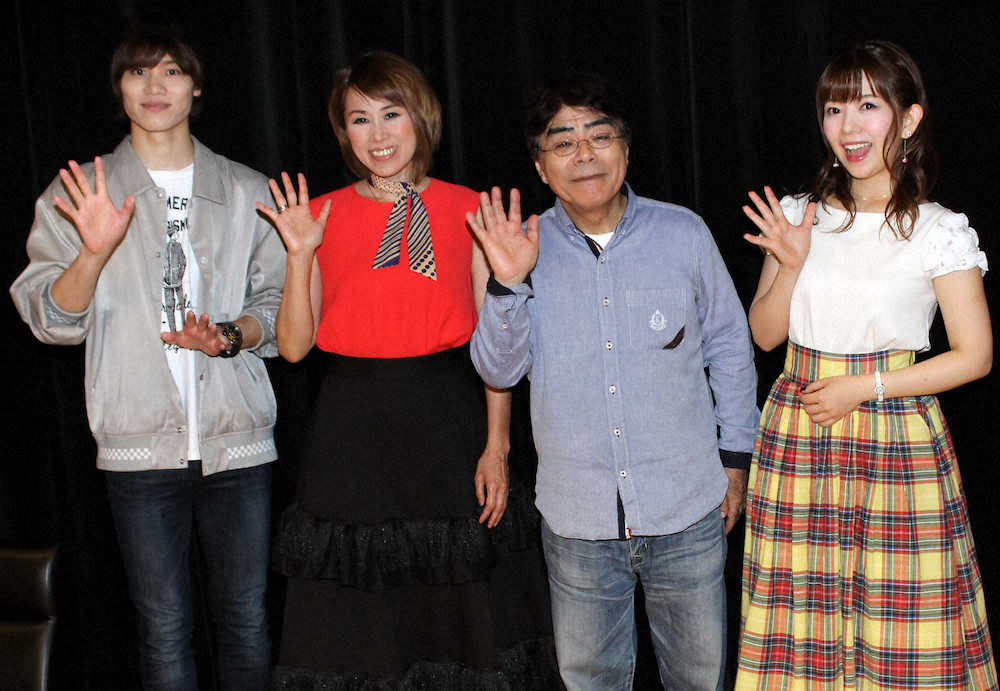 舞台「本番です！」の幕開けを前に意欲を語った（左から）太田将煕、麻生かほ里、小倉久寛、牧野由依