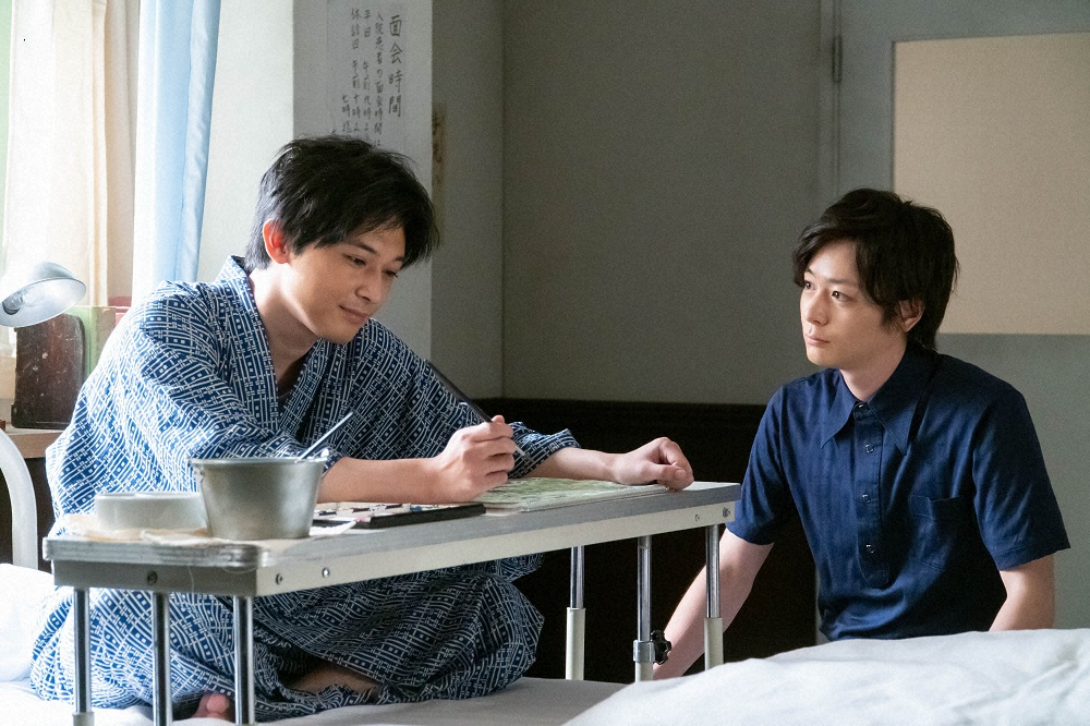 【画像・写真】連続テレビ小説「なつぞら」第133話。入院中の弟・天陽（吉沢亮）を見舞う陽平（犬飼貴丈、右）（C）NHK