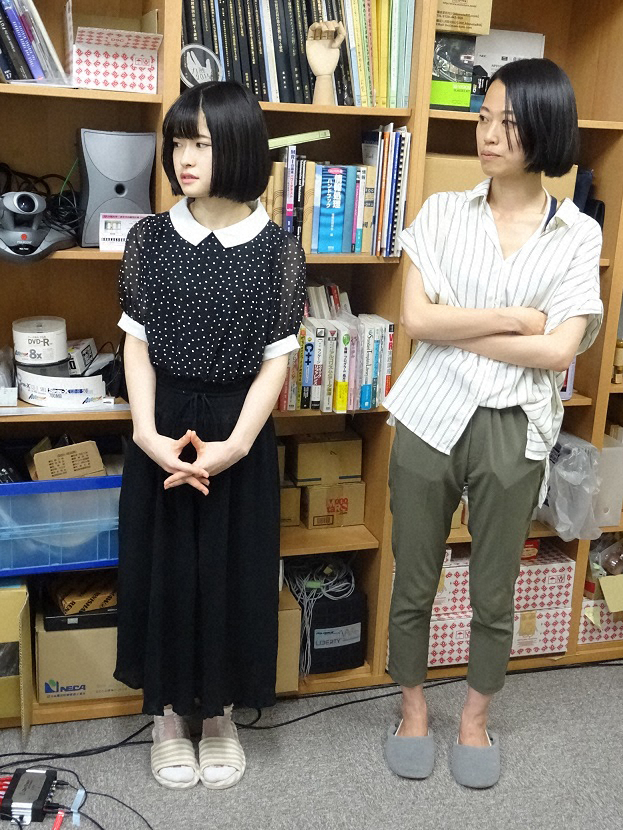 【画像・写真】アイドルグループ「キャンディzoo」の仲原芙海、ＶＲの最新研究に触れる