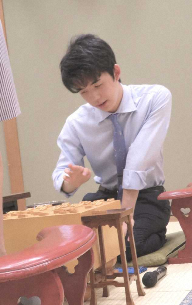 【画像・写真】藤井聡太七段　2期連続で棋聖戦2次予選進出「まずは決勝トーナメントを目標に」