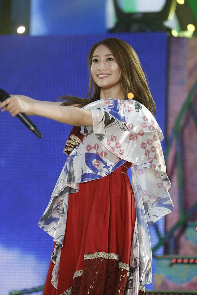 晴れやかな表情でラストステージを飾る乃木坂46の桜井玲香