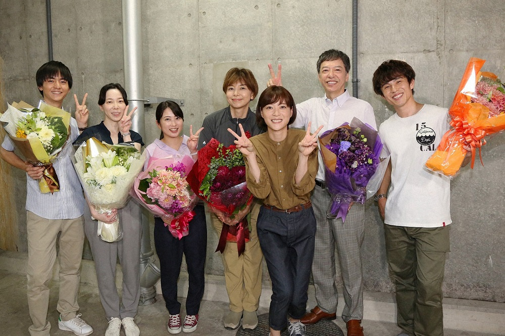 【画像・写真】山口智子「旅に出ます　またお会いできたら」月9「監察医　朝顔」法医学教室メンバー撮了に感慨