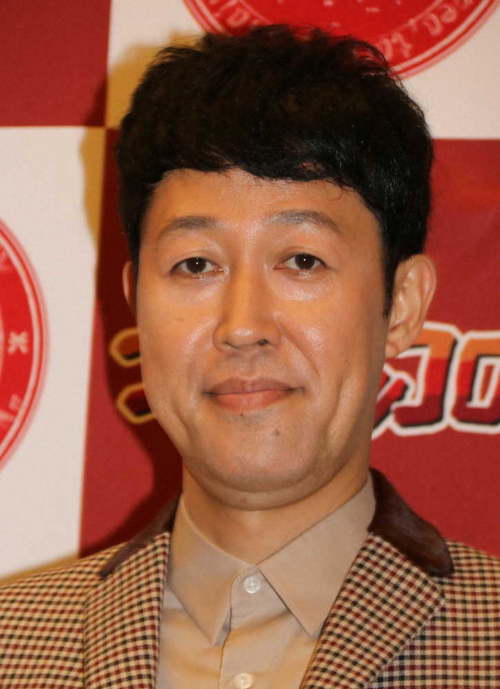 【画像・写真】劇場アニメ「コルボッコロ」「サンタ・カンパニー～クリスマスの秘密～」囲み会見に出席した小籔千豊