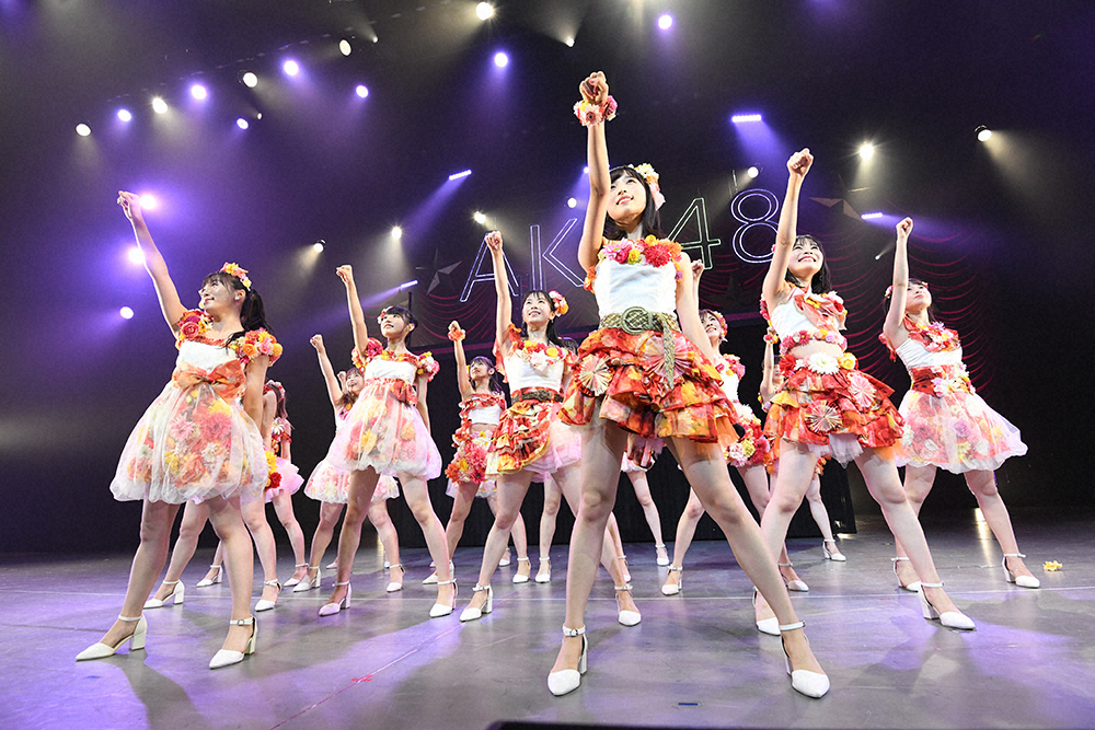 全国ツアー追加公演を千葉で行ったAKB48