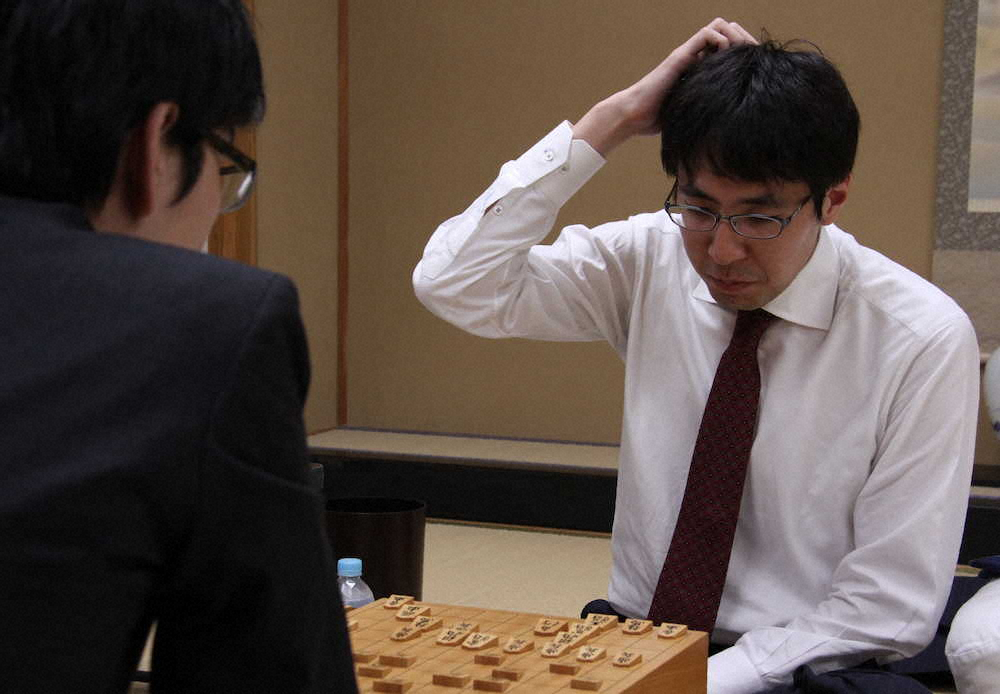 【画像・写真】広瀬竜王「矢倉」で豊島名人撃破“温故知新”89手決着　王将戦挑戦者決定リーグ