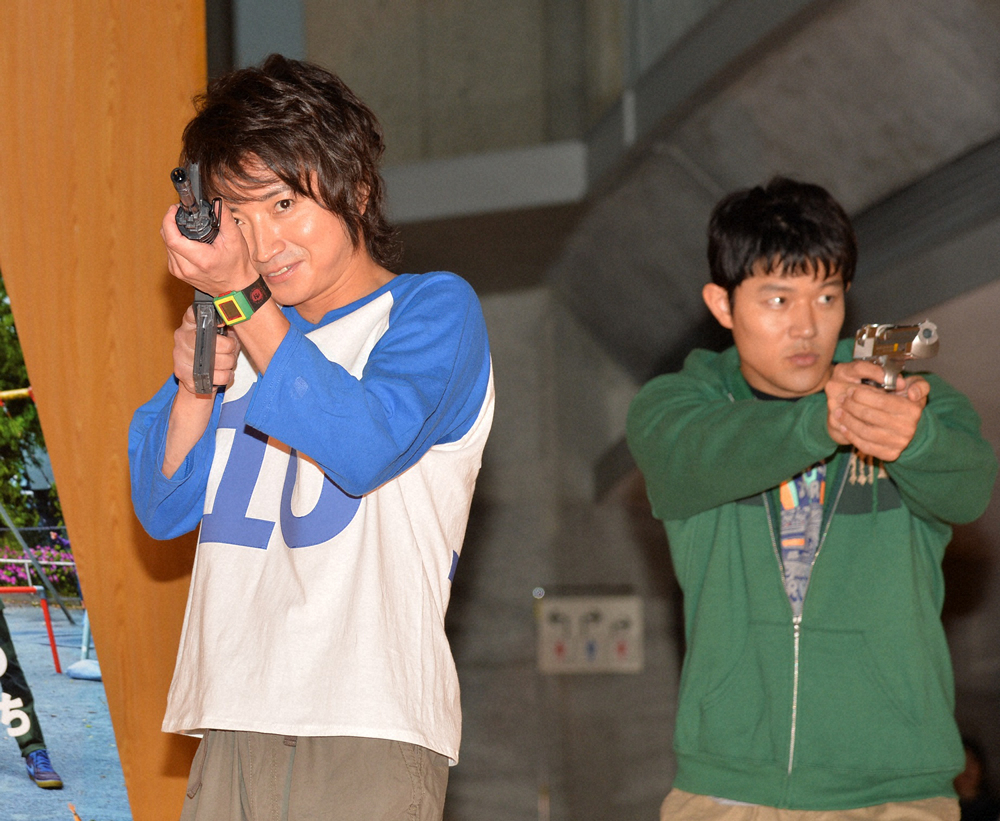 【画像・写真】藤原竜也＆鈴木亮平、小学生役にビックリ「子供ってすごいパワー」「ものすごく疲れる」