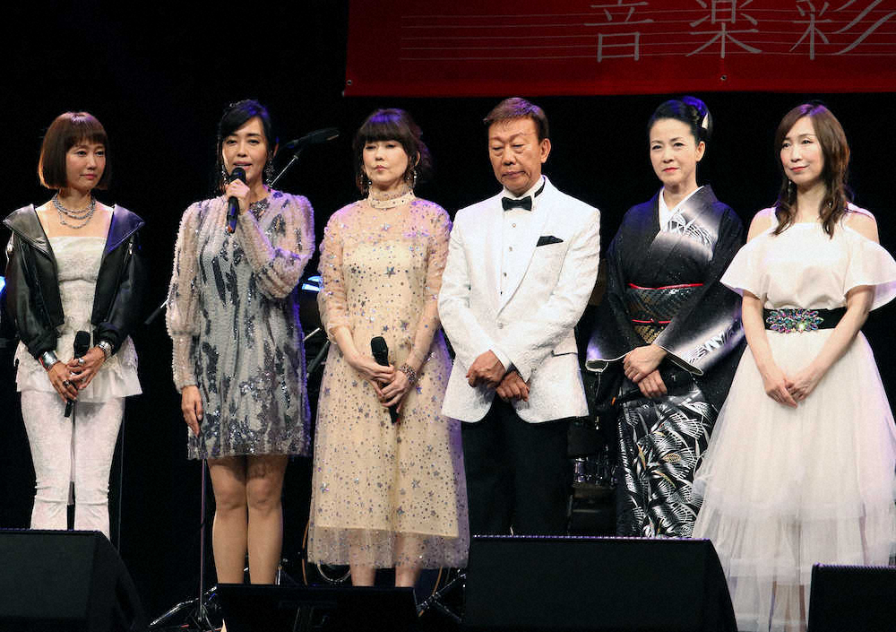 出演した（左から）工藤夕貴、早見優、松本伊代、橋幸夫、坂本冬美、森口博子