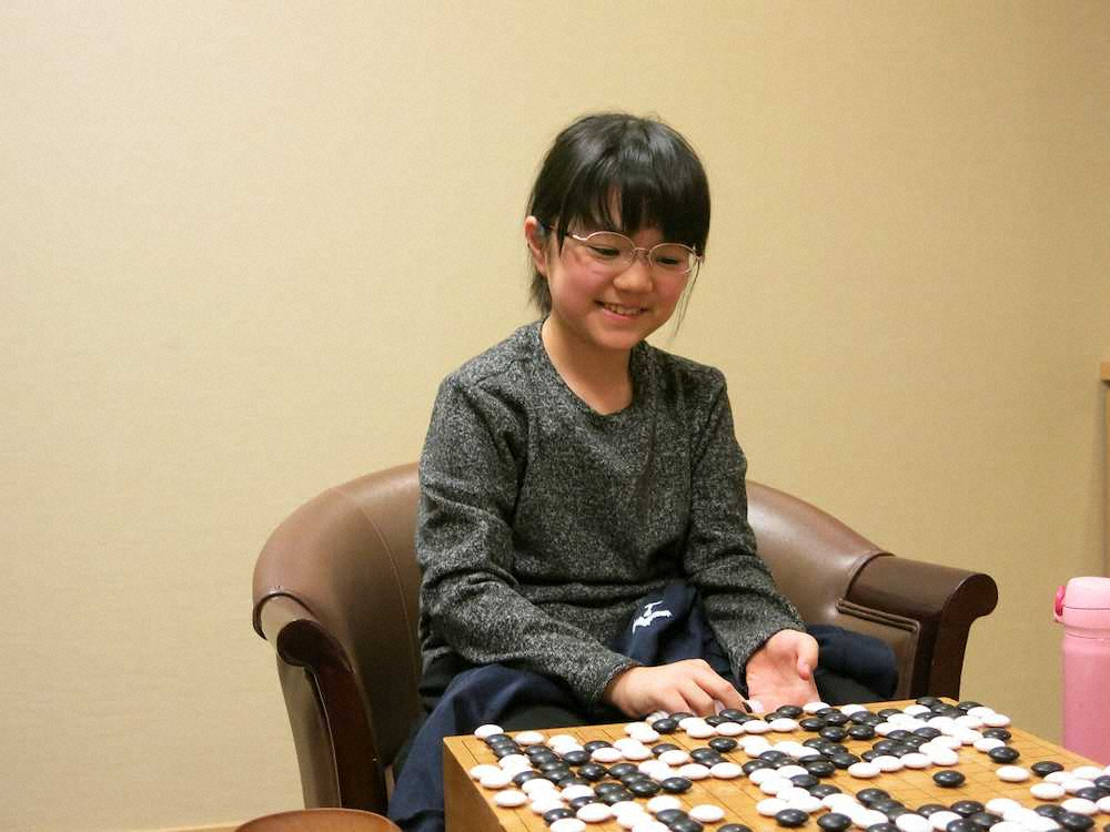 【画像・写真】仲邑菫初段　本因坊戦予選B進出！男性棋士に負けなし6連勝