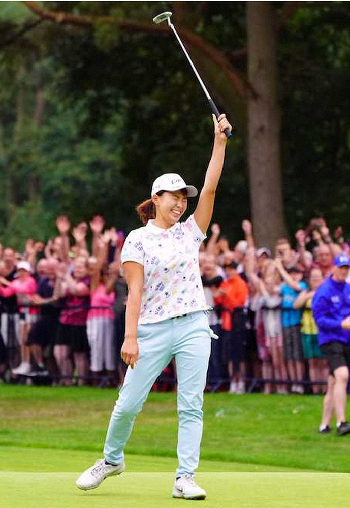 【画像・写真】スポーツ部門（海外）奨励賞　「全英V！見せた“シンデレラスマイル”」（沢田明徳記者）