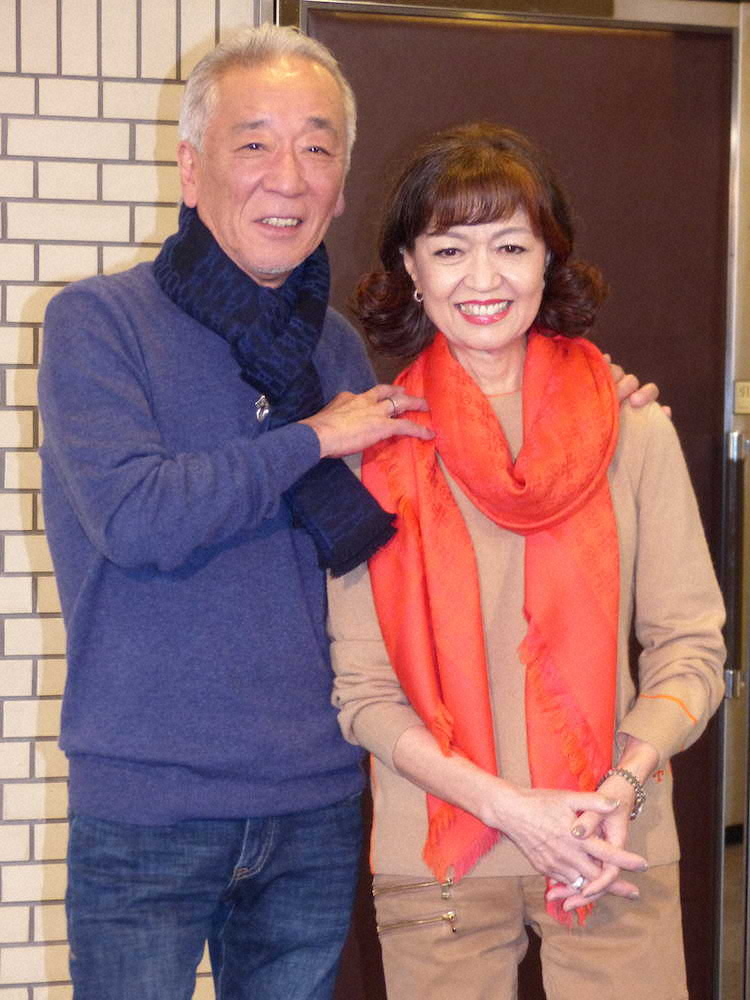 胃がんで全摘出手術から復帰した松崎悦子は夫・好孝と会見