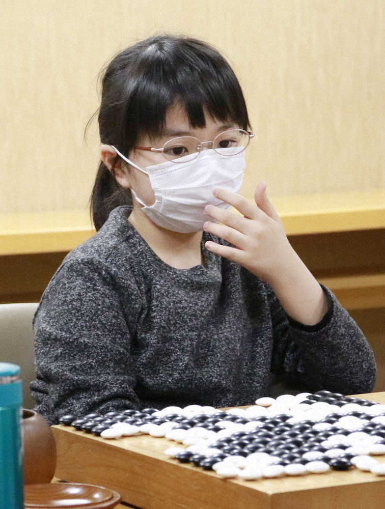 【画像・写真】仲邑菫初段、本戦進出逃す…囲碁新人王戦予選決勝で敗退