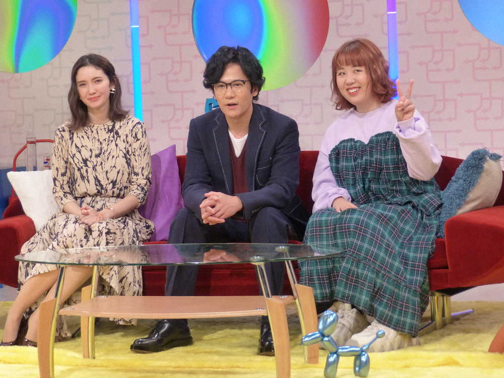 【画像・写真】稲垣吾郎「連ドラが始まるくらいの会見で…」　NHKのMC番組初回収録、取材陣殺到にテレ笑い