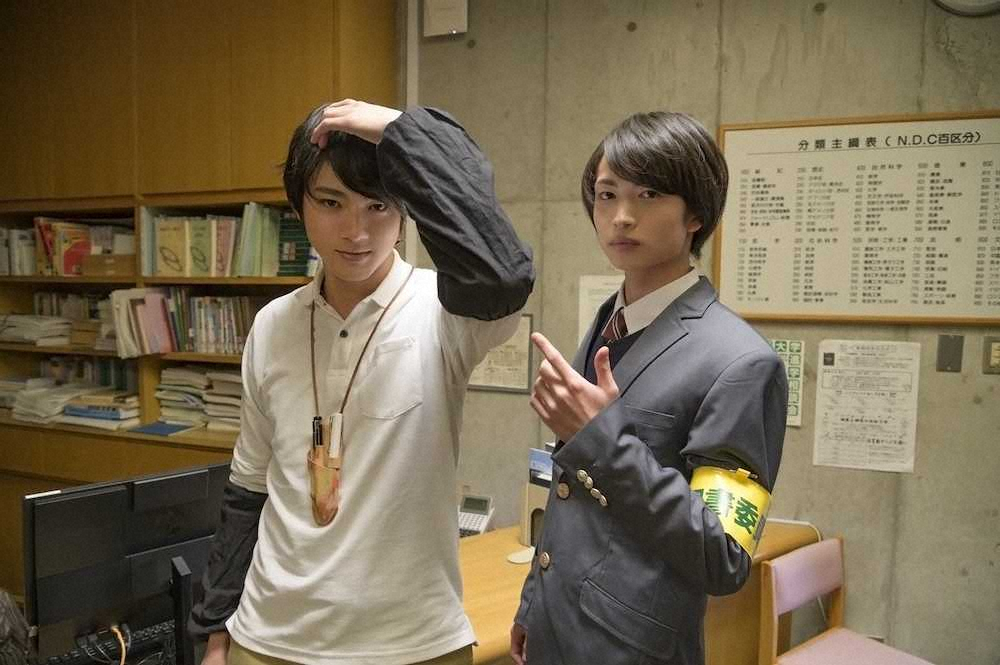 ドラマ「ホームルーム」では山田裕貴（左）と綱啓永の戦隊ブルーの共演が実現
