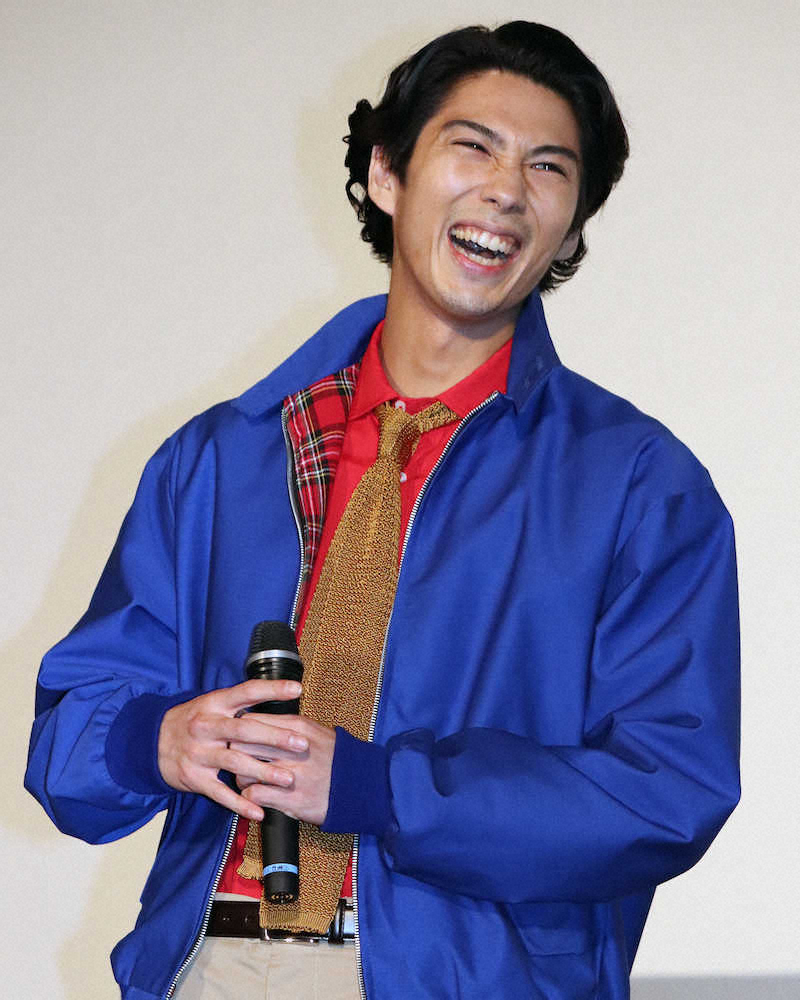 賀来賢人 恩返し出演 で誇らしげ 子供が大興奮で僕をリスペクト スポニチ Sponichi Annex 芸能