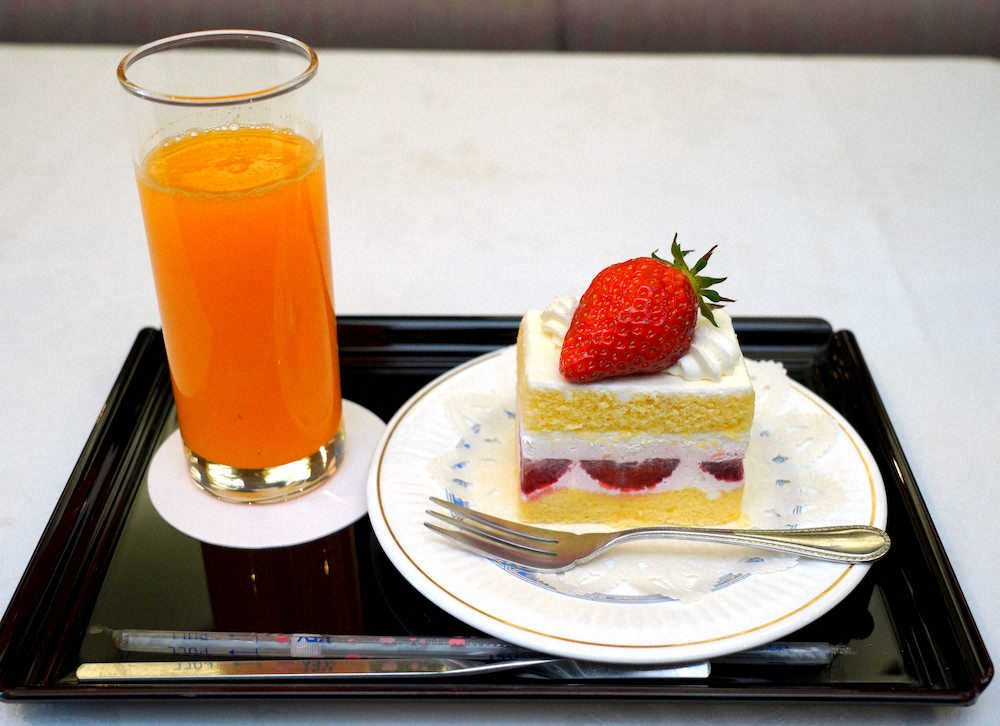 とちおとめのショートケーキとフレッシュオレンジジュース スポニチ Sponichi Annex 芸能