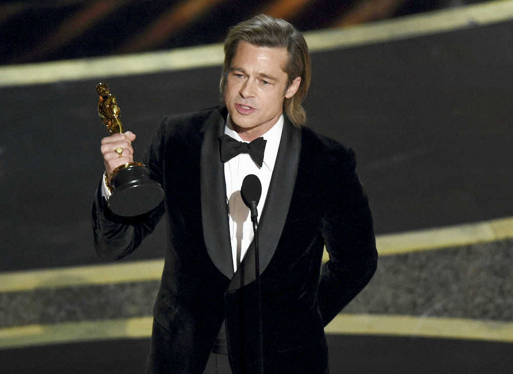 第92回米アカデミー賞で助演男優賞を受賞した「ワンス・アポン・ア・タイム・イン・ハリウッド」のブラッド・ピット（AP）