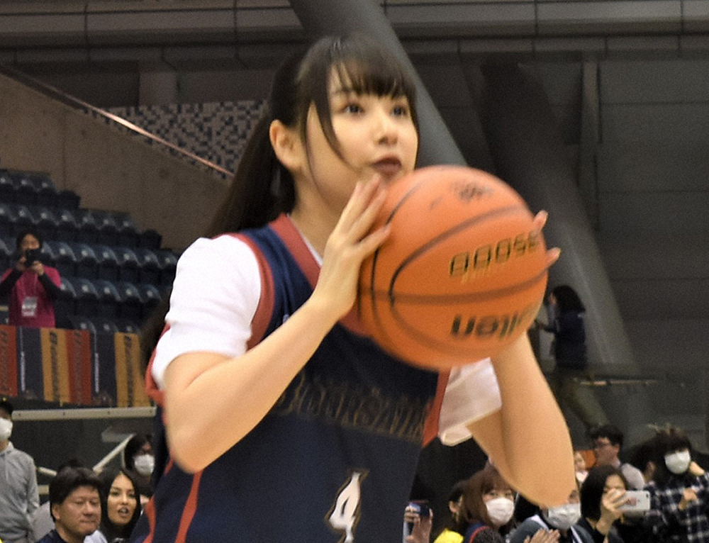 3ポイント5本決めた 桜井日奈子 いつか女優のバスケチームを スポニチ Sponichi Annex 芸能
