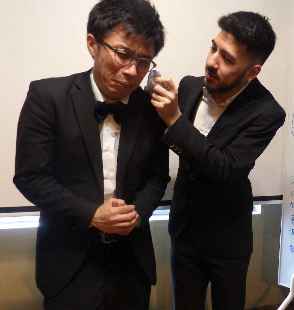 【画像・写真】涙活の新境地「泣才」初公開　客席からすすり泣き