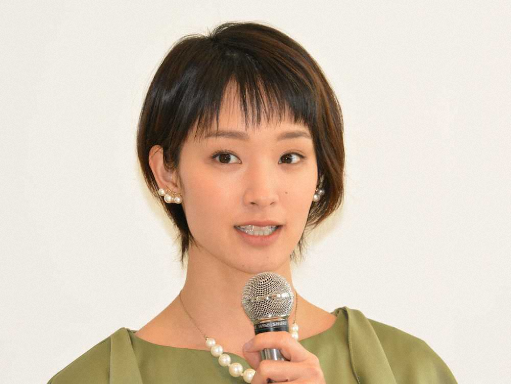 【画像・写真】映画「お終活　熟春！人生、百年時代の過ごし方」の制作発表会見に登場した剛力彩芽（撮影・上枝俊二）