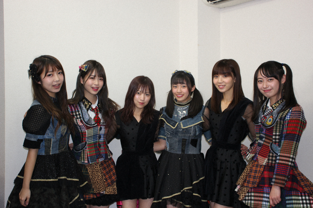 ｉｑプロジェクト が一丸となって元気を届ける 左から トキヲイキルの大庭彩歌 ｈｅｌｌｏ ｙｏｕｔｈの田仲笑茉 ｌｉｎｑの高木悠未 トキヲイキルの藤松宙愛 ｌｉｎｑの吉川千愛 ｈｅｌｌｏ ｙｏｕｔｈの平松聖菜 スポニチ Sponichi Annex 芸能