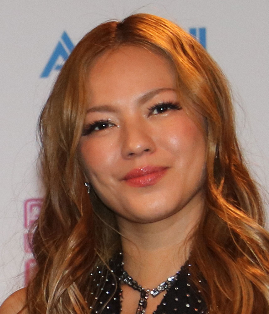 【画像・写真】MAX・LINA　志村さん訃報に「この一ヶ月でこんなにも状況が変わるなんて」、2月には誕生日会も