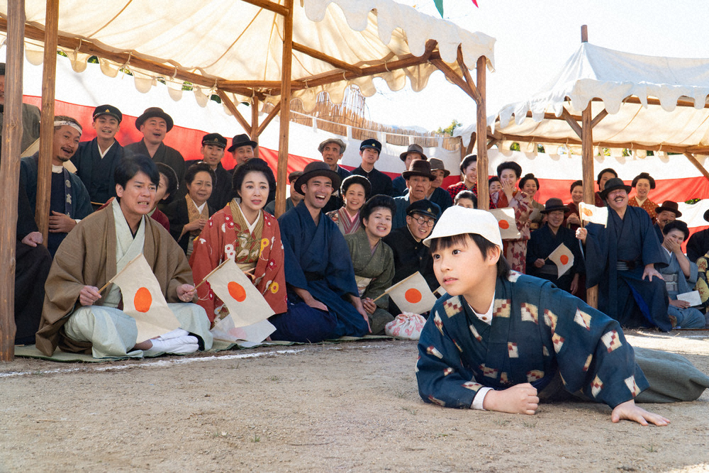 【画像・写真】【明日4月1日のエール】第3話　藤堂先生役・森山直太朗が初登場！運動会が憂鬱な裕一を助け…