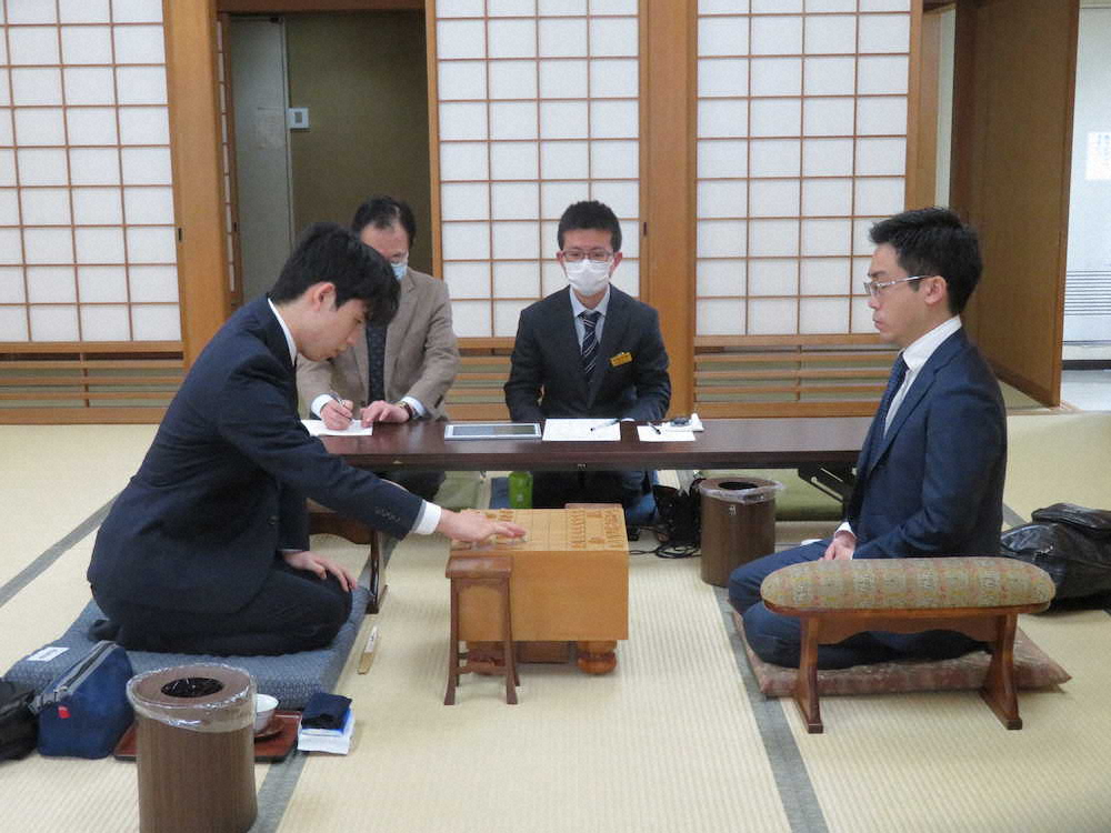 【画像・写真】藤井聡太七段　勝数・勝率トップに花添えるか　棋聖戦決勝T準々決勝始まる