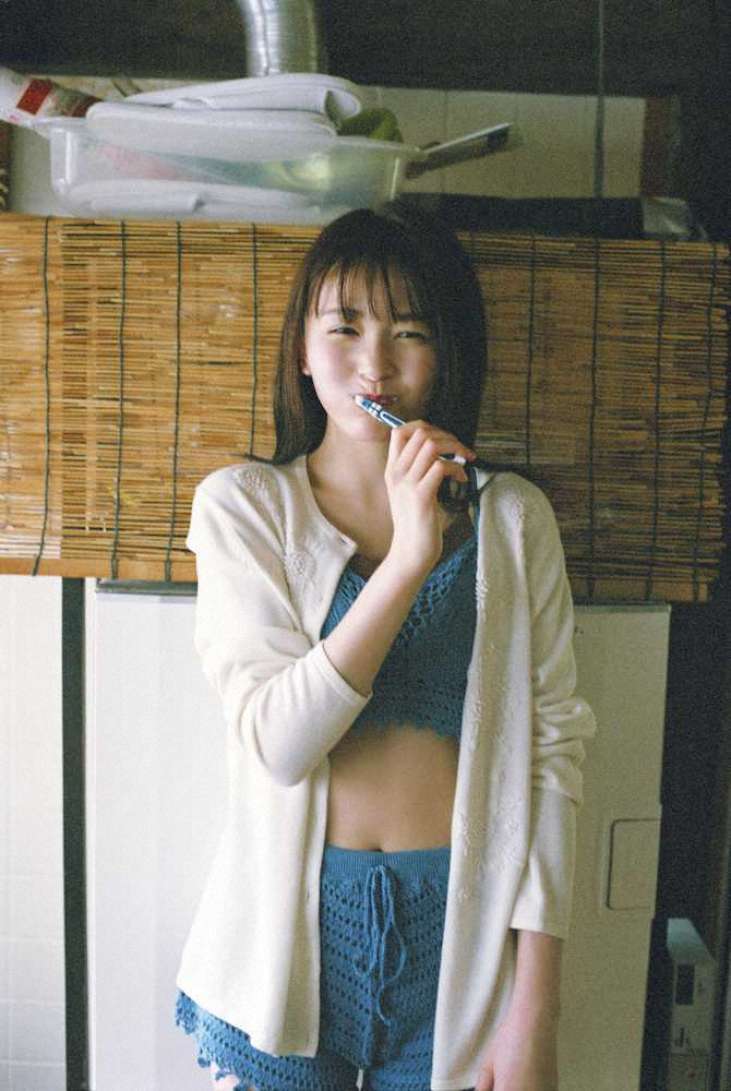 6月発売の初の写真集に掲載される久間田琳加の写真