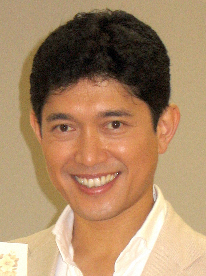 【画像・写真】薬丸が天国の岡江久美子さんに手紙　「でも、想い出がありすぎて、なかなかペンが進まないです」