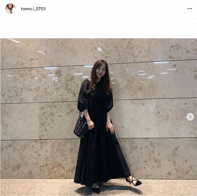 【画像・写真】板野友美「久しぶりの外出」に喜び全身黒コーデ、「おしゃれ」「いつも着こなし上手で尊敬」