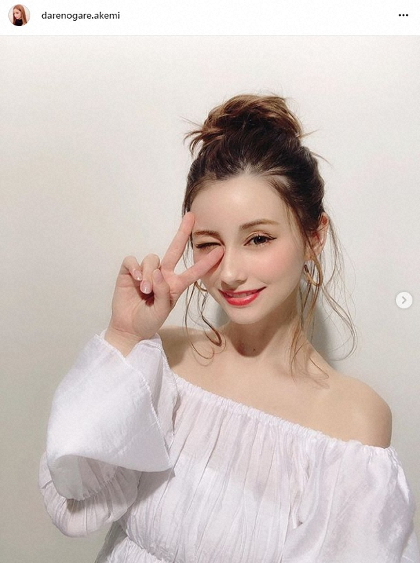 【画像・写真】ダレノガレ明美、自分でも「新鮮」肩出しガーリーショットが反響「天使」「こういう服のほうがいい」