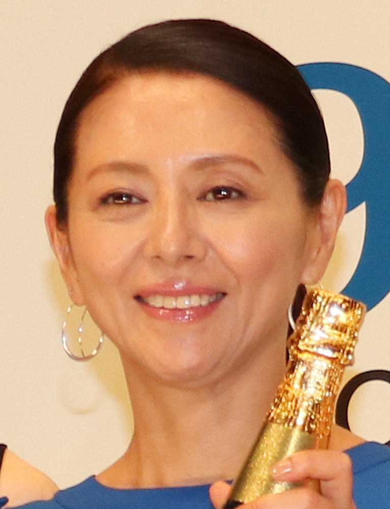 【画像・写真】小泉今日子「小さな石をたくさん投げたら山が少し動いた」