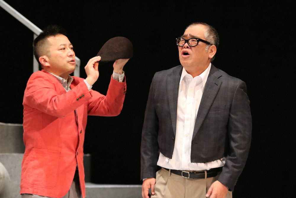 カンテレでノーカット放送される舞台「はい！丸尾不動産です。～本日、家に化けて出ます～」の桂吉弥（左）と兵動大樹