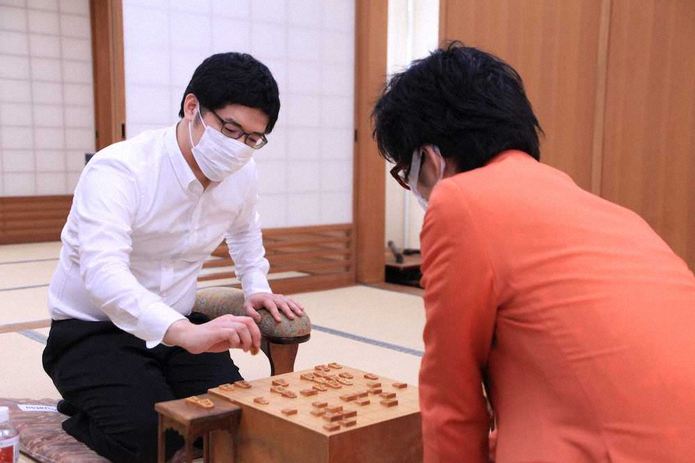 【画像・写真】「アゲアゲさん」折田翔吾四段　プロデビュー戦は白星ならず「時間がなくなって手が見えなくなった」