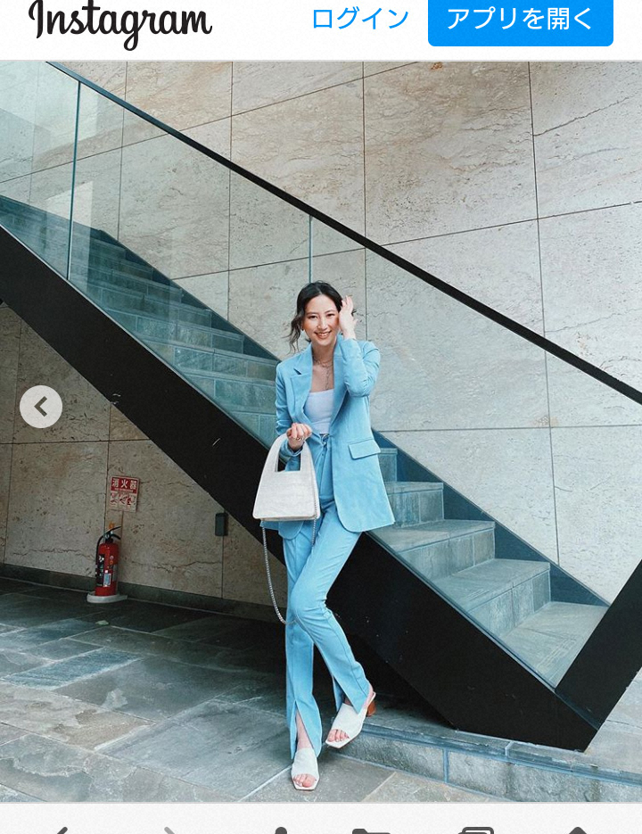 【画像・写真】河北麻友子　“水色コーデ”披露に「脚長」「ブルーが夏らしくてすーごい似合ってます」