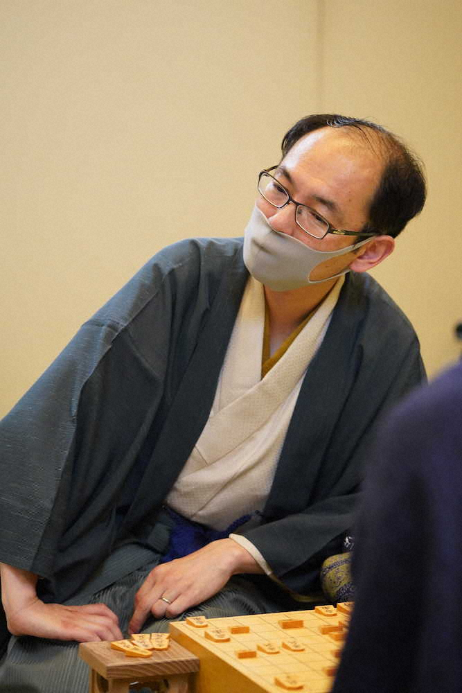 【画像・写真】木村王位、藤井七段に連敗　勝ちパターンが「プレッシャーかけられて」緩手を連発