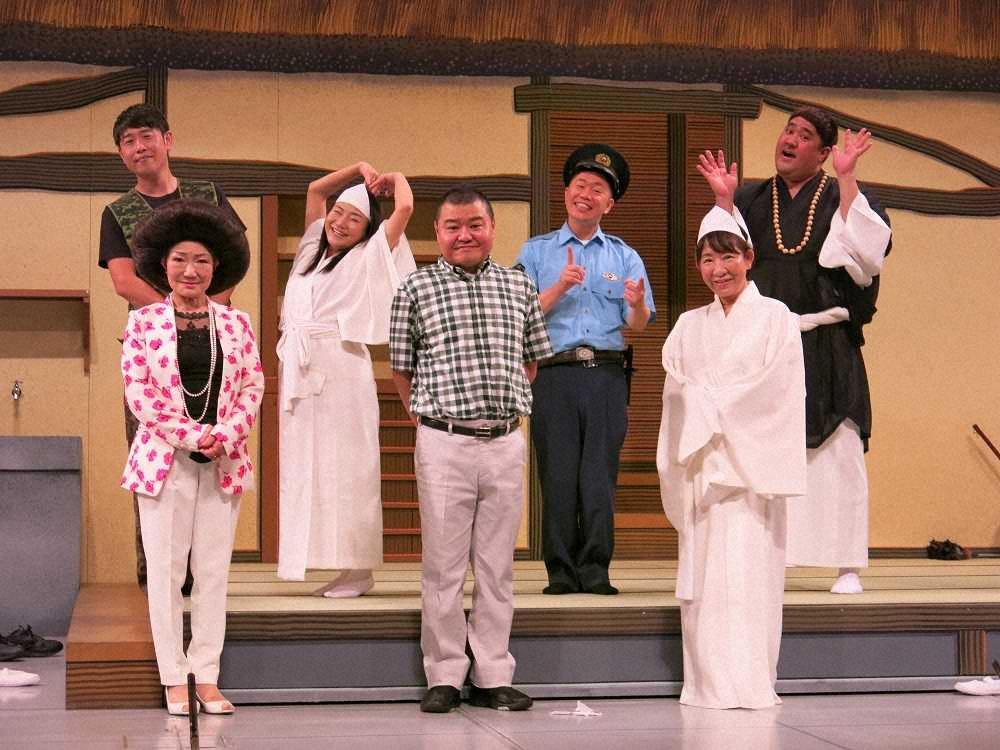 【画像・写真】吉本新喜劇、NGKで138日ぶりに公演再開　川畑泰史「拍手で迎えられうれしかった」