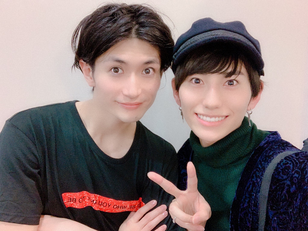 【画像・写真】「キンキーブーツ」同い年の共演者「大好きです。春馬くん。いつまでもずっと素敵な笑顔で」